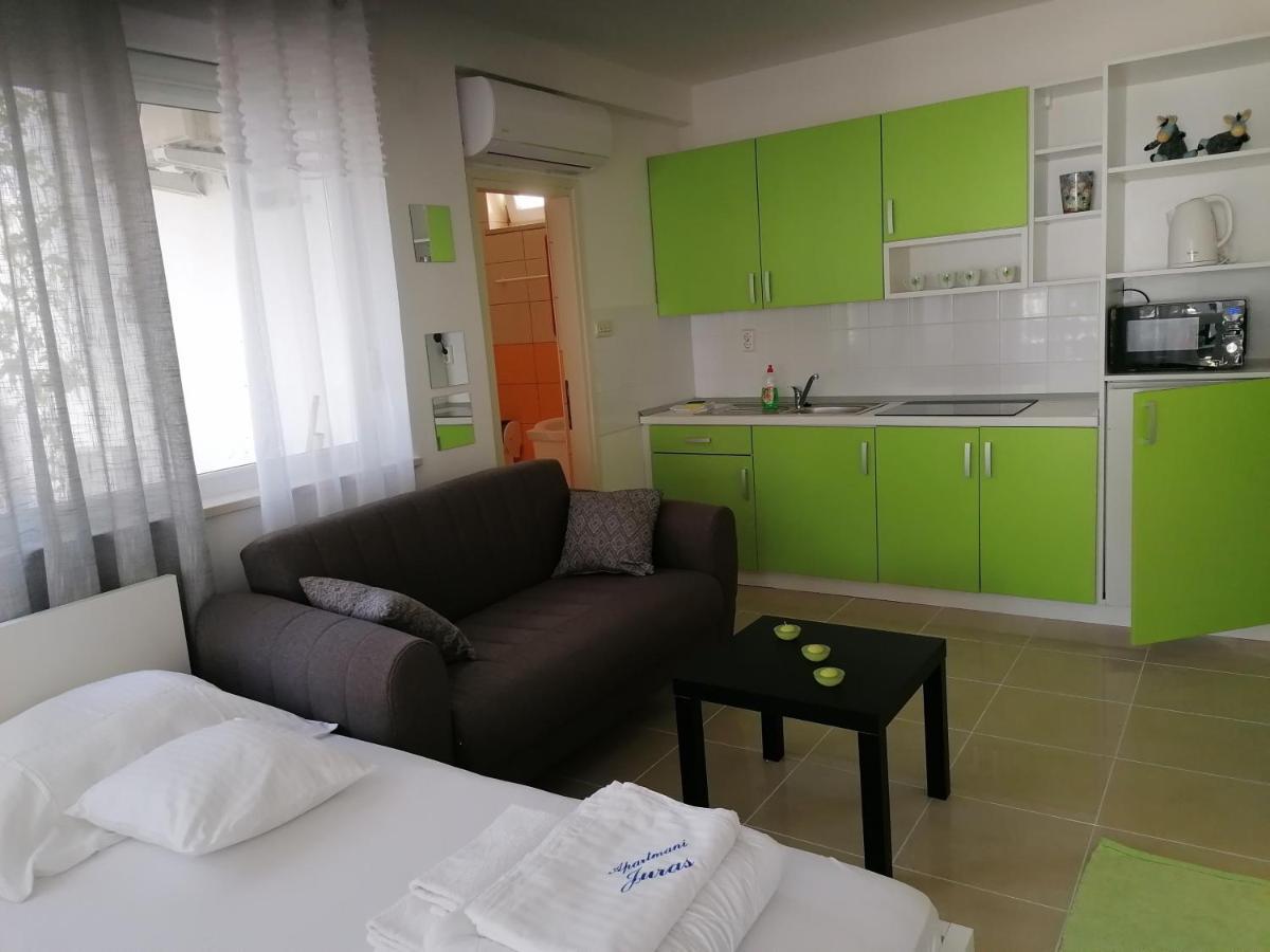 Studio Apartman Villa Juras Baška Exteriör bild