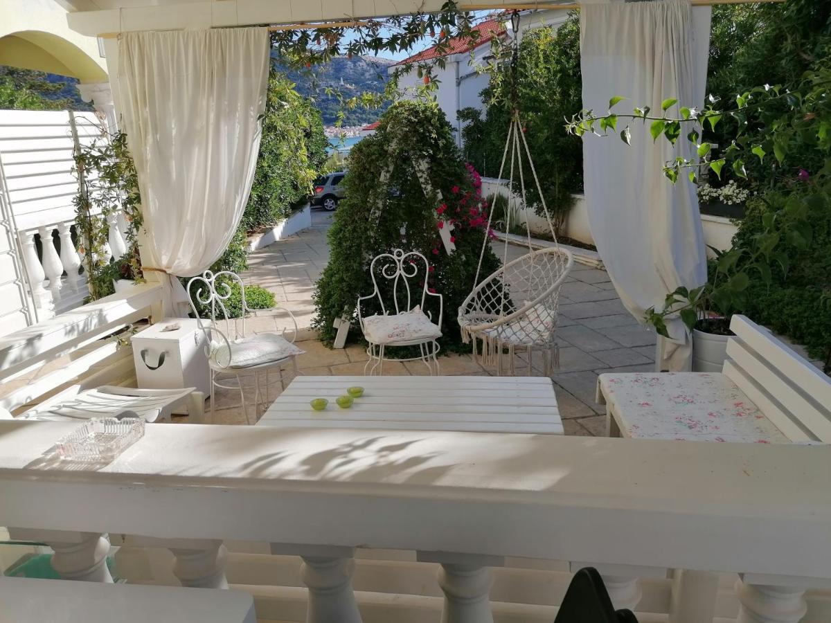 Studio Apartman Villa Juras Baška Exteriör bild